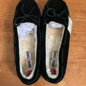 black slippers